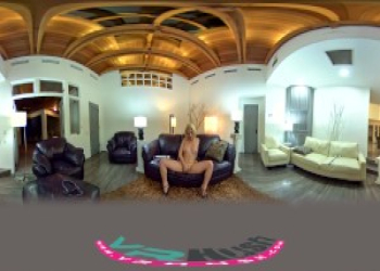 VRHush - Aubrey Gives You the Gold 360 VR Experience