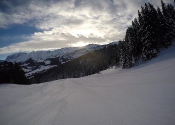 Teen Public Flash in Snowboard In Mountain - Flash A La Neige VicAlouqua